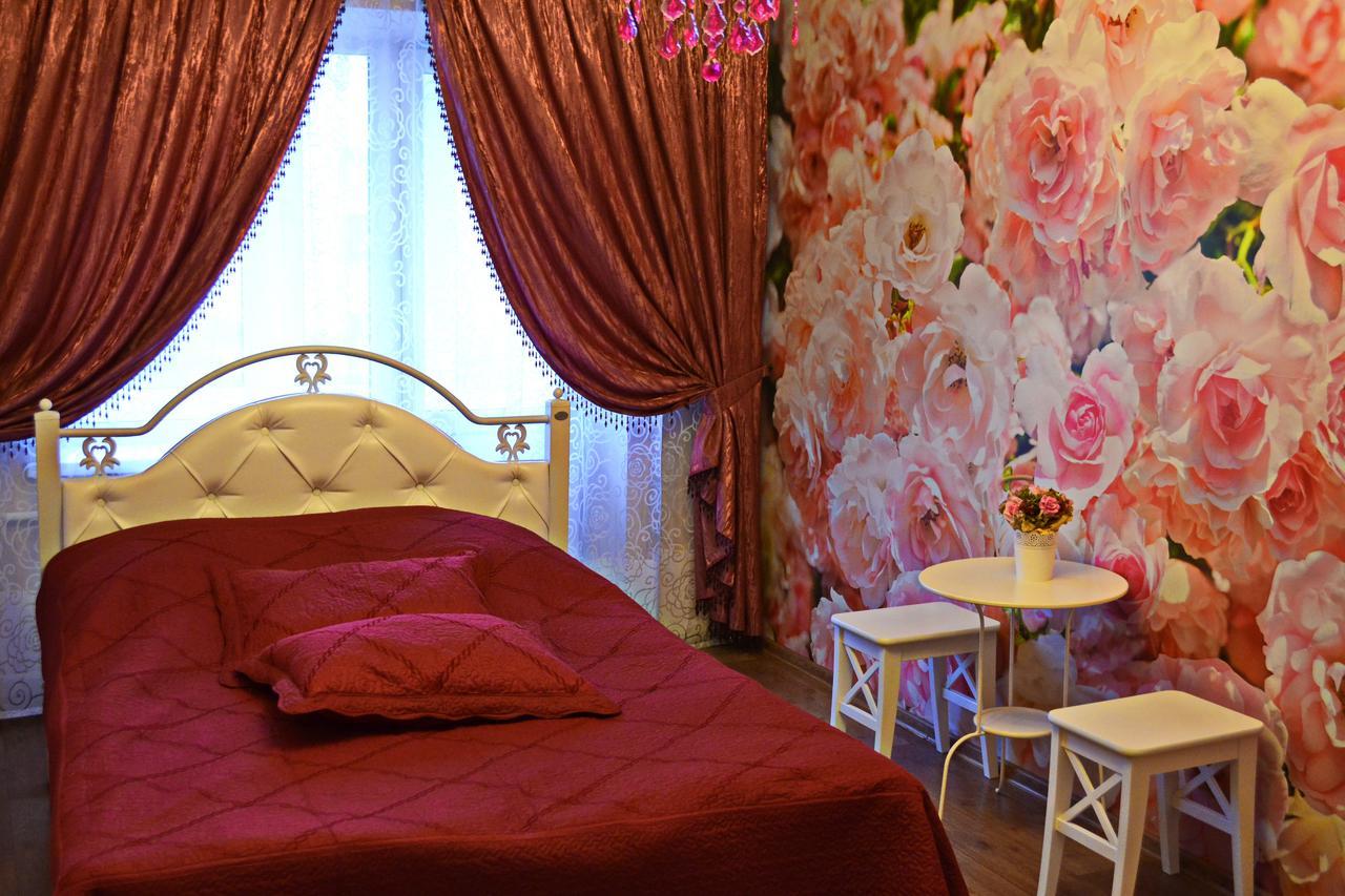 Roses Apartment In The City Center แชร์นีฮีฟ ภายนอก รูปภาพ