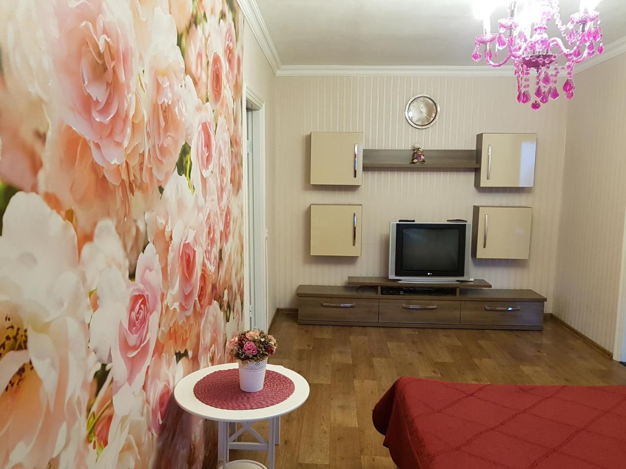 Roses Apartment In The City Center แชร์นีฮีฟ ภายนอก รูปภาพ